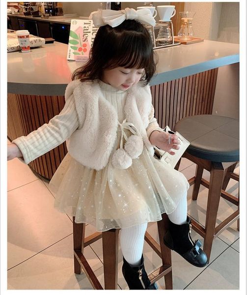 clothing sets 2021 autumn and winter children's dress, little girl's fluffy cashmere princess waistcoat, two-piece suit., White
clothing sets 2021 autumn and winter children's dress, little girl's fluffy cashmere princess waistcoat, two-piece suit., White
