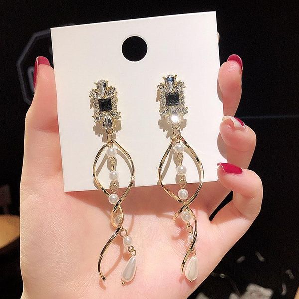 dangle & chandelier fashion baroque pearl teardrop tassel earrings for women korean long chain twist gold color square black crystal, Silver
dangle & chandelier fashion baroque pearl teardrop tassel earrings for women korean long chain twist gold color square black crystal, Silver