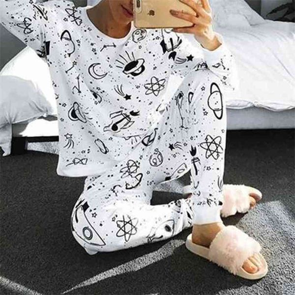 omsj autumn winter trendy women casual comfort suits print tracksuit white o-neck pullover sweatshirt + pants female clothes set 210517
omsj autumn winter trendy women casual comfort suits print tracksuit white o-neck pullover sweatshirt + pants female clothes set 210517