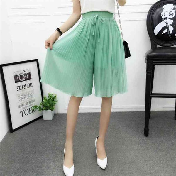 chiffon wide leg short femme trousers women loose lace up high waist knee length midi pleated summer shorts s c7258 210719, White;black
chiffon wide leg short femme trousers women loose lace up high waist knee length midi pleated summer shorts s c7258 210719, White;black