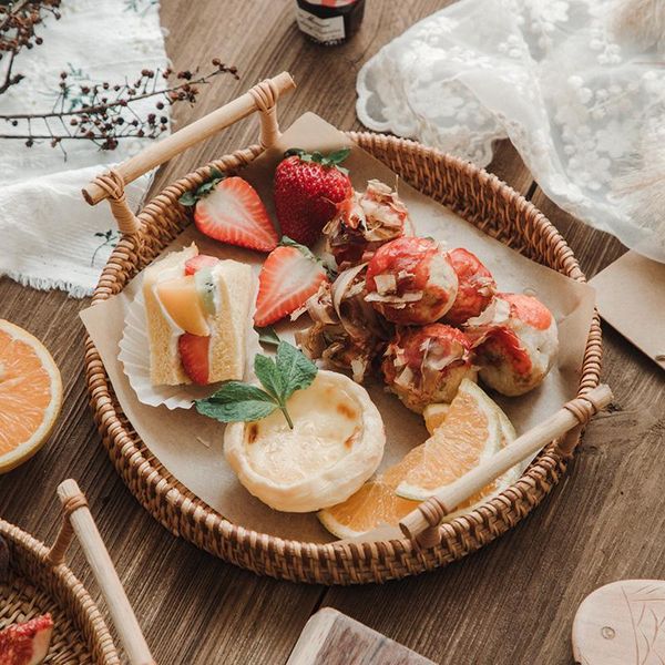 plant rattan storage tray with wooden handle hand serving trays woven wicker basket bread fruit breakfast platter baskets
plant rattan storage tray with wooden handle hand serving trays woven wicker basket bread fruit breakfast platter baskets