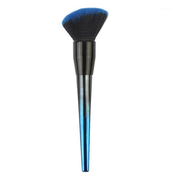 1pcs multi-function makeup brush highlight brightening eye beauty tools1
1pcs multi-function makeup brush highlight brightening eye beauty tools1