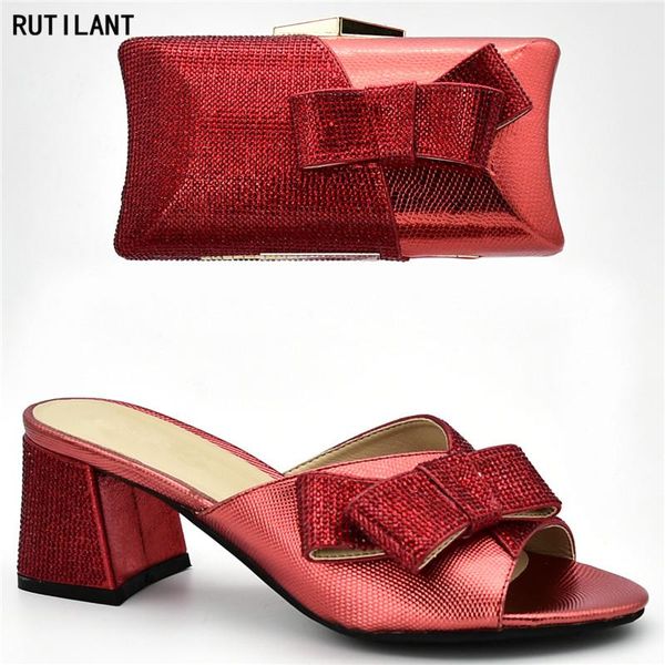 dress shoes ladies italian and bag set decorate with rhinestone african wedding high heel for women, Black
dress shoes ladies italian and bag set decorate with rhinestone african wedding high heel for women, Black