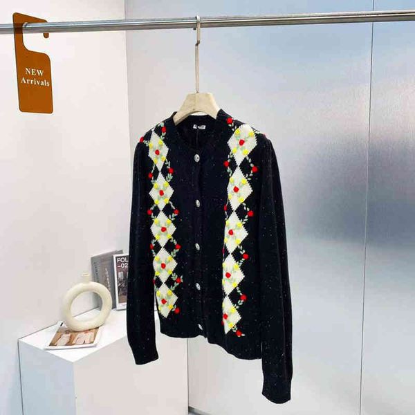 women's sweaters family miu miao 21 autumn and winter age reducing flower embroidery metal buckle fashionable foreign style knitted c, White;black
women's sweaters family miu miao 21 autumn and winter age reducing flower embroidery metal buckle fashionable foreign style knitted c, White;black