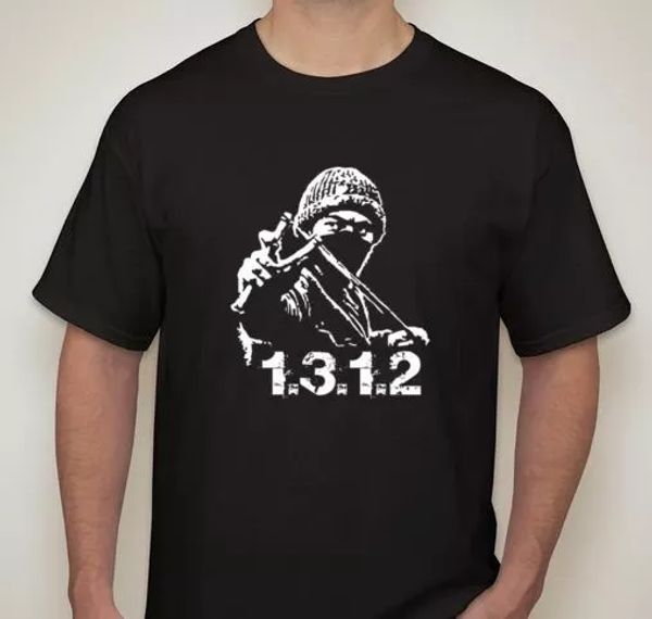 slingsac-ab anti corrupt police antifa hooligan anarchist anarchy t shirt, White;black
slingsac-ab anti corrupt police antifa hooligan anarchist anarchy t shirt, White;black