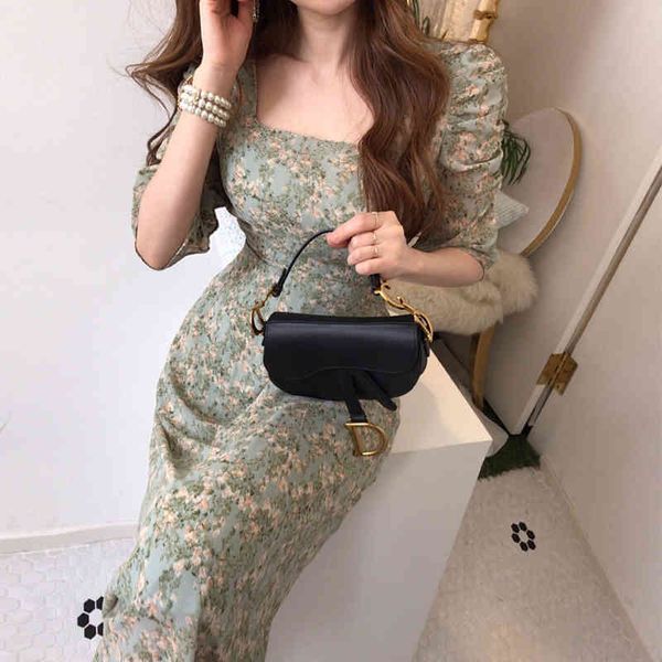 dresses chic korean gentle slim wrap hip square neck floral chiffon dress women puff pleated sleeve lace up vintage 210429, Black;gray
dresses chic korean gentle slim wrap hip square neck floral chiffon dress women puff pleated sleeve lace up vintage 210429, Black;gray