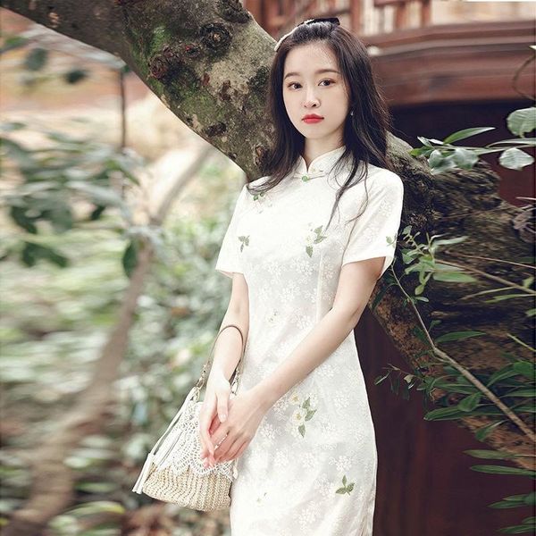 ethnic clothing 2021 summer cheongsam daily young girl retro fresh mid long modified dress chinese traditional modern, Red
ethnic clothing 2021 summer cheongsam daily young girl retro fresh mid long modified dress chinese traditional modern, Red
