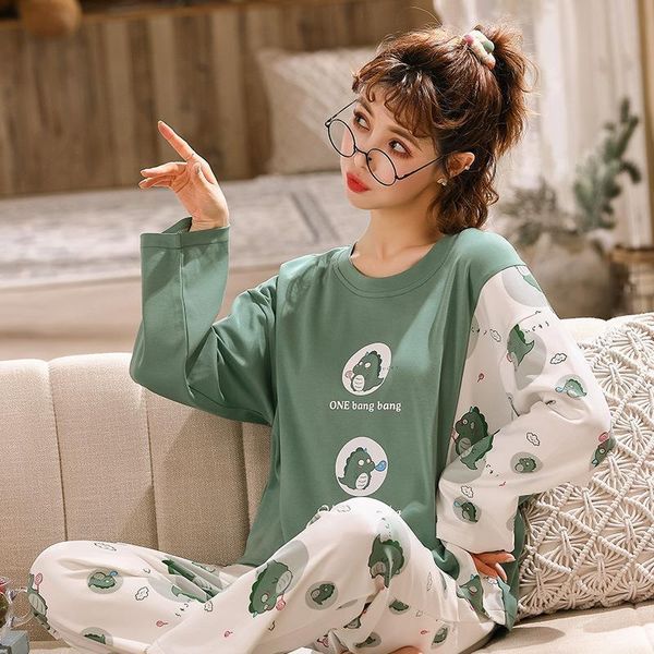 autumn winter cute cartoon women sleepwear little dinosaur pajama set long sleeve round neck green stitching female home clothes, Black;red
autumn winter cute cartoon women sleepwear little dinosaur pajama set long sleeve round neck green stitching female home clothes, Black;red