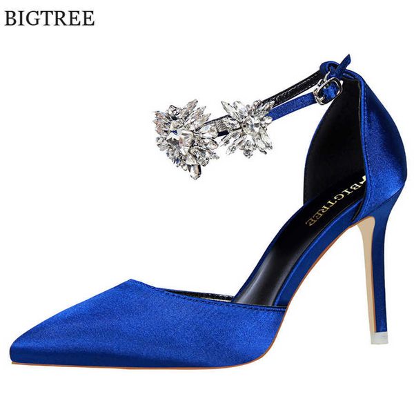 luxury big crystal ankle buckle sandals for women solid silk pointed toe pumps shallow party high heels wedding shoes woman y0721, Black
luxury big crystal ankle buckle sandals for women solid silk pointed toe pumps shallow party high heels wedding shoes woman y0721, Black