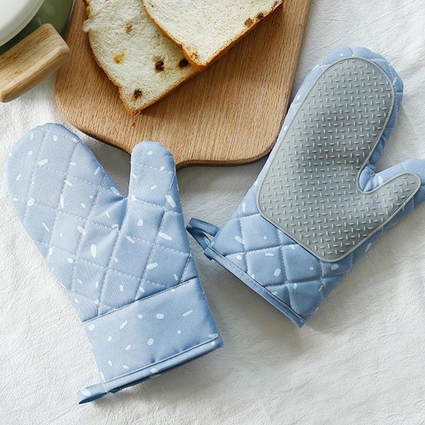 oven mitts 1 pair non-slip heat holders resistant pot for silicone kitchen cooking baking grilling barbecue
oven mitts 1 pair non-slip heat holders resistant pot for silicone kitchen cooking baking grilling barbecue