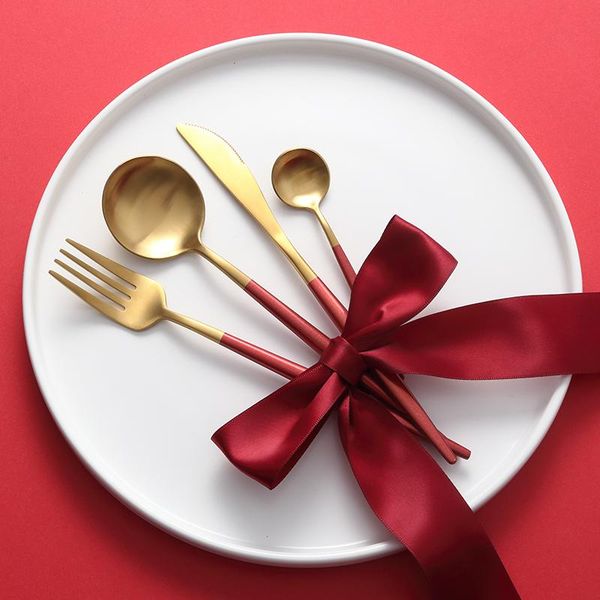 stainless steel western tableware set portable four-piece fork knife dessert red gold dishwasher safe dinnerware sets
stainless steel western tableware set portable four-piece fork knife dessert red gold dishwasher safe dinnerware sets