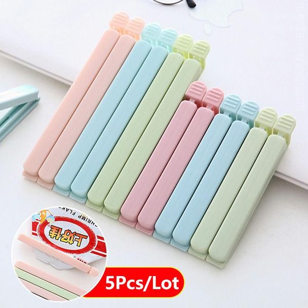 bag clips 5pcs/lot household food snack storage seal sealing clamp kitchen tool home close clip wyq
bag clips 5pcs/lot household food snack storage seal sealing clamp kitchen tool home close clip wyq