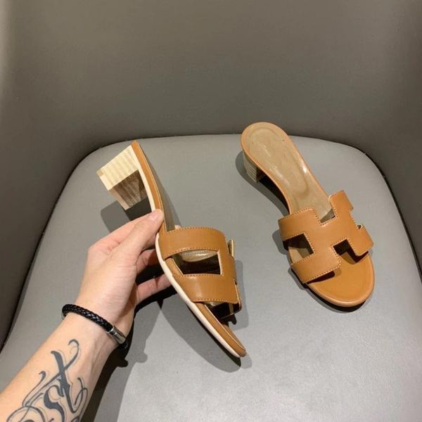 women's summer slippers good quality leather ladies high heel sandals women girls, Black
women's summer slippers good quality leather ladies high heel sandals women girls, Black