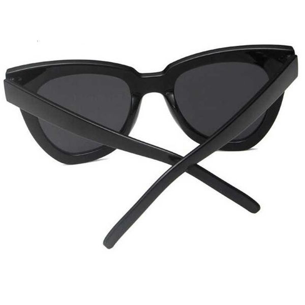 luxury designer sunglasses leonlion vintage cateye women 2021 retro sun glasses /men brand designer eyeglasses oculos de sol gafas 0622, White;black
luxury designer sunglasses leonlion vintage cateye women 2021 retro sun glasses /men brand designer eyeglasses oculos de sol gafas 0622, White;black
