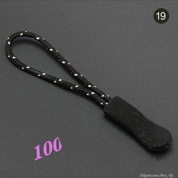 wholesale 2021 short fashion bag card holders sale new style men women black red white wallet size 55*556
wholesale 2021 short fashion bag card holders sale new style men women black red white wallet size 55*556