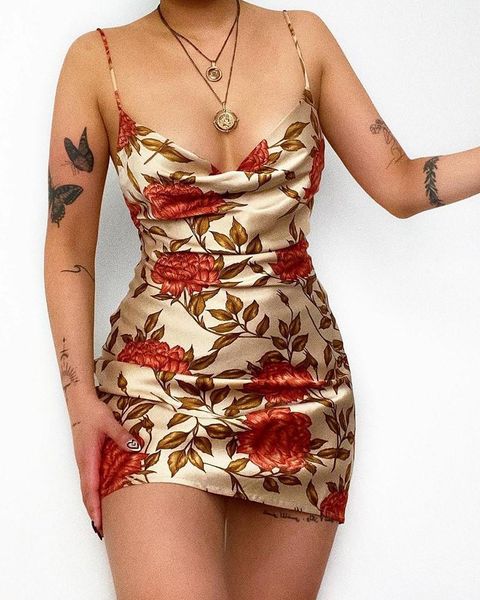 casual dresses elegant for women fashion cowl neck floral leaf print satin dress 2021 summer ladies wear, Black;gray
casual dresses elegant for women fashion cowl neck floral leaf print satin dress 2021 summer ladies wear, Black;gray