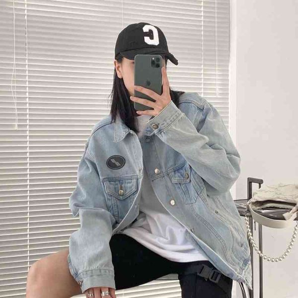 designerwe11done21 early autumn yang same loose retro made old cowboy women's light blue washed jacket fashionbalencaiga, Black;brown
designerwe11done21 early autumn yang same loose retro made old cowboy women's light blue washed jacket fashionbalencaiga, Black;brown