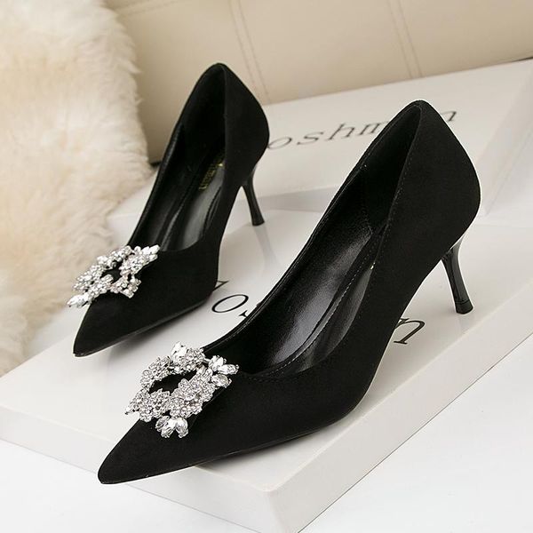 dress shoes 2021 spring fashion women glitter black nude high heels pumps designer bling low party wedding plus size 34-41
dress shoes 2021 spring fashion women glitter black nude high heels pumps designer bling low party wedding plus size 34-41