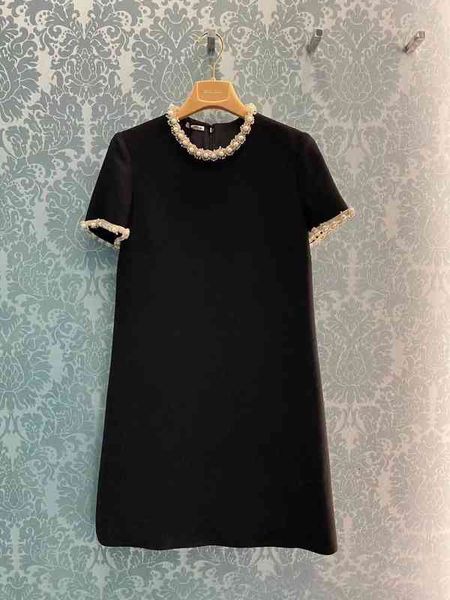 apricot/black autumn beads women's dress designer bow milan runway high end celebrity 89102
apricot/black autumn beads women's dress designer bow milan runway high end celebrity 89102