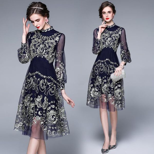casual dresses simgent mesh embroidery dress women spring summer lantern sleeve stand collar elegant vintage midi long jurk sg1414, Black;gray
casual dresses simgent mesh embroidery dress women spring summer lantern sleeve stand collar elegant vintage midi long jurk sg1414, Black;gray