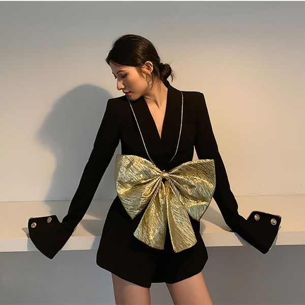 women's jumpsuits & rompers brand 2021 runway short jumpsuit golden bowknot belt long sleeve women party romper playsuits, Black;white
women's jumpsuits & rompers brand 2021 runway short jumpsuit golden bowknot belt long sleeve women party romper playsuits, Black;white