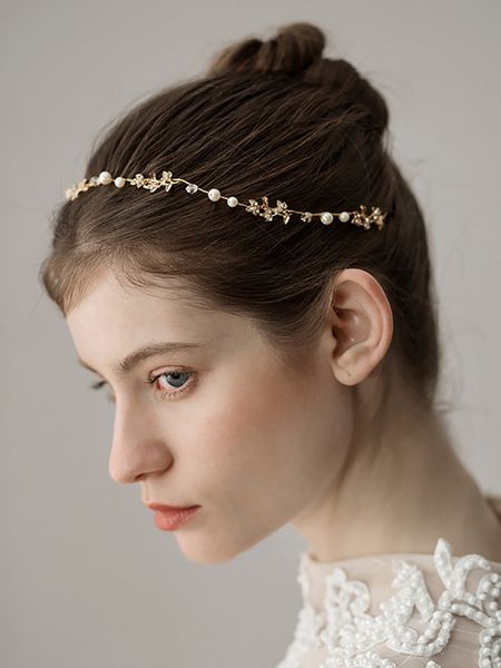 Vintage Gold Shiny Crystal Pearl Rhinestones Leaves Head chain Headband Handmade Wedding Bridal Hair Accessories party for women
Vintage Gold Shiny Crystal Pearl Rhinestones Leaves Head chain Headband Handmade Wedding Bridal Hair Accessories party for women