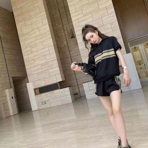 women's tracksuits suit 2021 short-sleeved hooded sports shorts two-piece fashion all-match sportswear, Gray
women's tracksuits suit 2021 short-sleeved hooded sports shorts two-piece fashion all-match sportswear, Gray