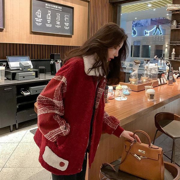 women's fur & faux 2021 autumn and winter woolen cloth wine red lamb plush short ladies coat thick all-match trend, Black
women's fur & faux 2021 autumn and winter woolen cloth wine red lamb plush short ladies coat thick all-match trend, Black