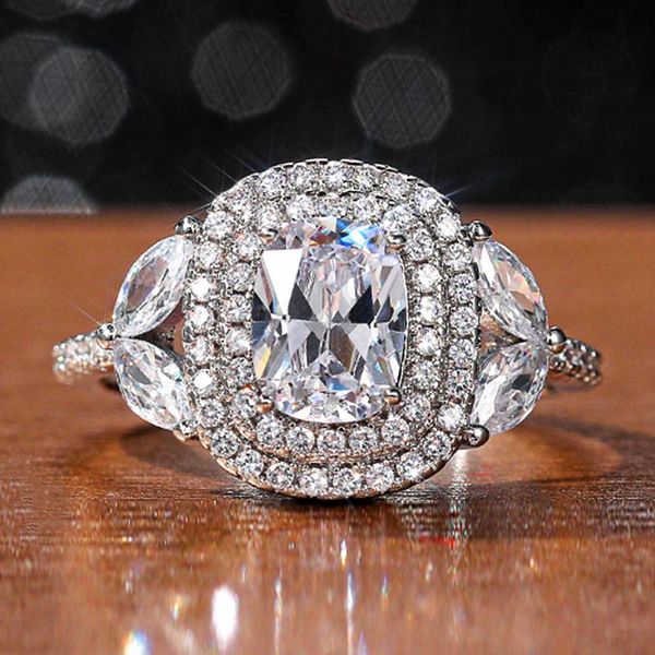 wedding rings huitan novel design women bands jewelry gorgeous full zircon delicate female marriage engagement drop, Slivery;golden
wedding rings huitan novel design women bands jewelry gorgeous full zircon delicate female marriage engagement drop, Slivery;golden