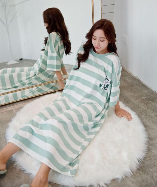 women's sleepwear oversized nightdress women stripe cotton lengthened sweet loose cartoon pajamas big and wide home clothes dresses, Black;red
women's sleepwear oversized nightdress women stripe cotton lengthened sweet loose cartoon pajamas big and wide home clothes dresses, Black;red