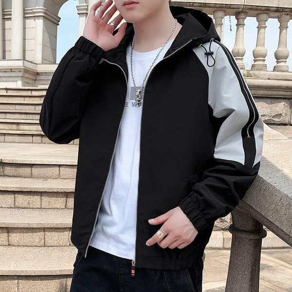 men's jackets 2021 spring jacket korean casual simple hooded color matching fashion wear, Black;brown
men's jackets 2021 spring jacket korean casual simple hooded color matching fashion wear, Black;brown