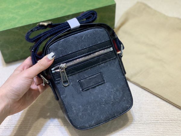 2021 new classic printed flower messenger bag leather men's handbag pochette metis tote bag handbag shoulder bag 598103
2021 new classic printed flower messenger bag leather men's handbag pochette metis tote bag handbag shoulder bag 598103