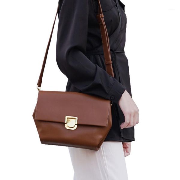evening bags 2021 summer style single shoulder bag women's pu minority personality trapezoidal wholesale1
evening bags 2021 summer style single shoulder bag women's pu minority personality trapezoidal wholesale1