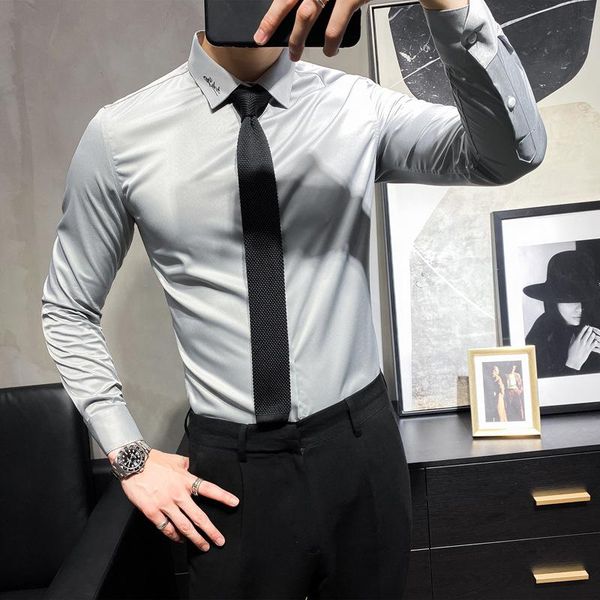 men's handsome letter embroidery long-sleeved shirt slim-fit british simple bottoming trend casual shirts, White;black
men's handsome letter embroidery long-sleeved shirt slim-fit british simple bottoming trend casual shirts, White;black