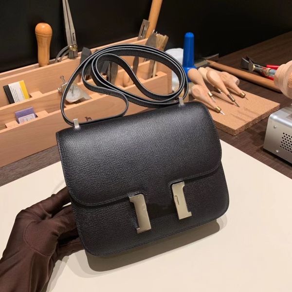 as0100high-end epsom19cm leather evening bags imported wax line custom mini bag handbag general purpose wallet for men and women clutch have
as0100high-end epsom19cm leather evening bags imported wax line custom mini bag handbag general purpose wallet for men and women clutch have
