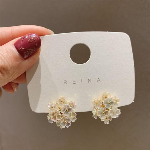 korean design fashion first-class sense of handmade color shell flower geometric crystal female earrings stud, Golden;silver
korean design fashion first-class sense of handmade color shell flower geometric crystal female earrings stud, Golden;silver