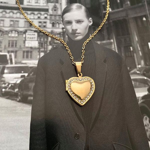 rhinestone gold heart locket pendant necklace for women stainless steel classic cute vintage couples valentine necklaces, Silver
rhinestone gold heart locket pendant necklace for women stainless steel classic cute vintage couples valentine necklaces, Silver