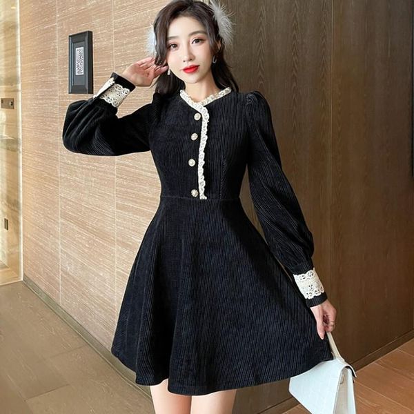 casual dresses lace splicing corduroy dress female 2021 autumn fashion black puff sleeve high waist a-line mini, Black;gray
casual dresses lace splicing corduroy dress female 2021 autumn fashion black puff sleeve high waist a-line mini, Black;gray
