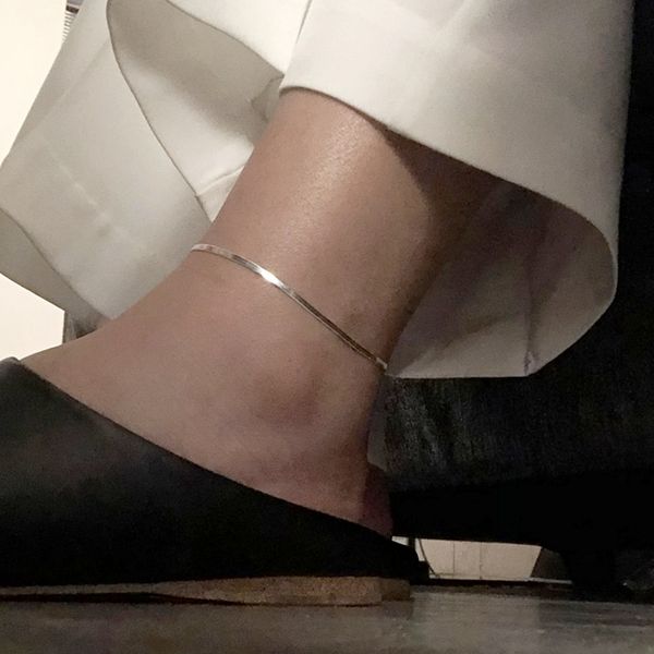 925 sterling silver blade chain anklets 2021 silver fashion trendy blade chain anklets for women ladies anklets foot jewelry, Red;blue
925 sterling silver blade chain anklets 2021 silver fashion trendy blade chain anklets for women ladies anklets foot jewelry, Red;blue