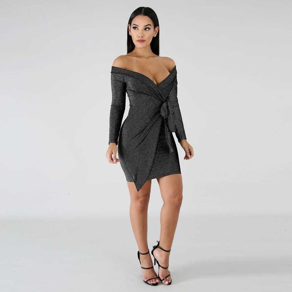 8030 dresses casual nightclub digital print long sleeve thickened one line slant shoulder jumpsuit, Black;gray
8030 dresses casual nightclub digital print long sleeve thickened one line slant shoulder jumpsuit, Black;gray
