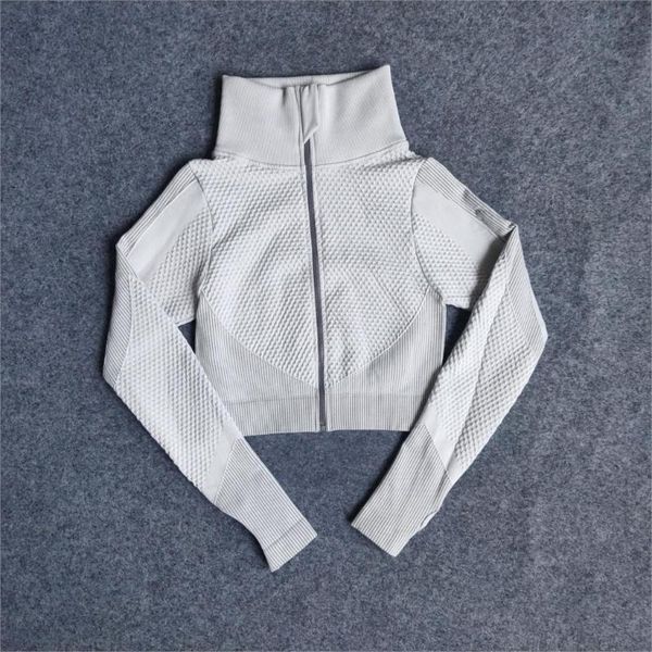 cross-border style and seamless quick-drying long-sleeved practice yoga movement doublet navel outfits, White;red
cross-border style and seamless quick-drying long-sleeved practice yoga movement doublet navel outfits, White;red