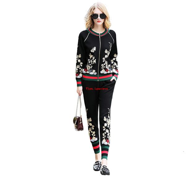 women's tracksuits autumn 2 piece of female fashion embroidered flower long sleeve knitted sweater pants casual define cardigan h1596, Gray
women's tracksuits autumn 2 piece of female fashion embroidered flower long sleeve knitted sweater pants casual define cardigan h1596, Gray