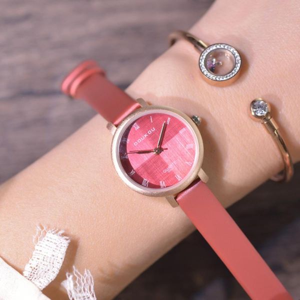 wristwatches 2021 watches fashion dress ladies watch purple leather strap quartz clock women large dial small, Slivery;brown
wristwatches 2021 watches fashion dress ladies watch purple leather strap quartz clock women large dial small, Slivery;brown