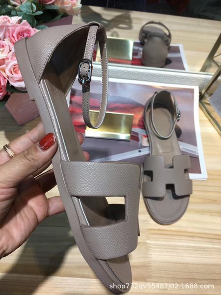 80% off store online slippers and sals female spring summer 2021 street shoot new. leather versatile hollow flat buckle sals, Black 
80% off store online slippers and sals female spring summer 2021 street shoot new. leather versatile hollow flat buckle sals, Black