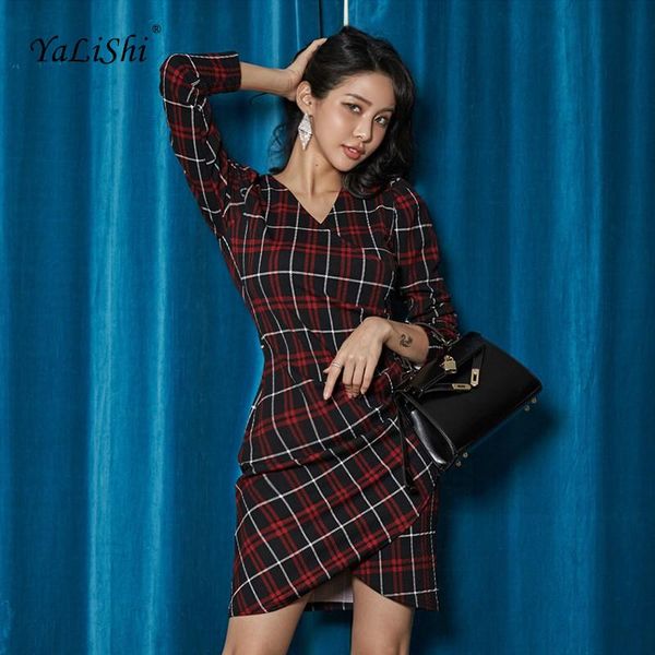 casual dresses plus size asymmetrical dress 2021 women autumn red plaid vintage party v-neck long sleeve office wrap vestidos, Black;gray
casual dresses plus size asymmetrical dress 2021 women autumn red plaid vintage party v-neck long sleeve office wrap vestidos, Black;gray