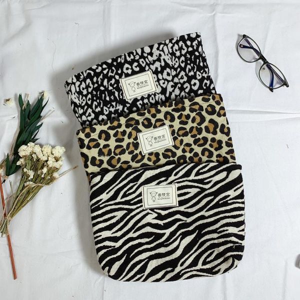 storage bags black and white striped make up organizer cosmetic bag travel inner purse portable wash
storage bags black and white striped make up organizer cosmetic bag travel inner purse portable wash