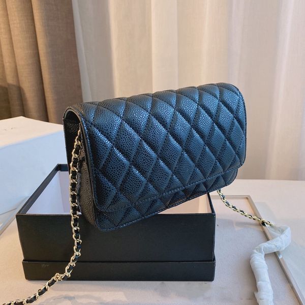 women luxurys designers bags 2021coin purse golden metal first layer cowhide c bag genuine leather messenger ladies travel 20*13*5cm, Red;black
women luxurys designers bags 2021coin purse golden metal first layer cowhide c bag genuine leather messenger ladies travel 20*13*5cm, Red;black