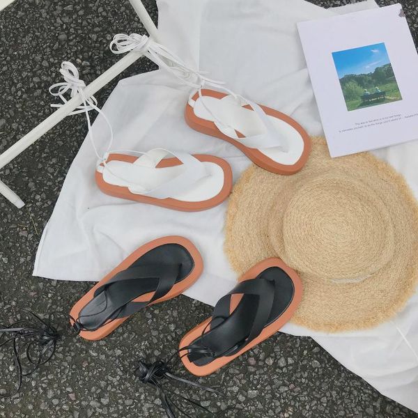 sandals women clip toe slippers platform slides cross-strap beach black white solid color thick bottom flip flops
sandals women clip toe slippers platform slides cross-strap beach black white solid color thick bottom flip flops