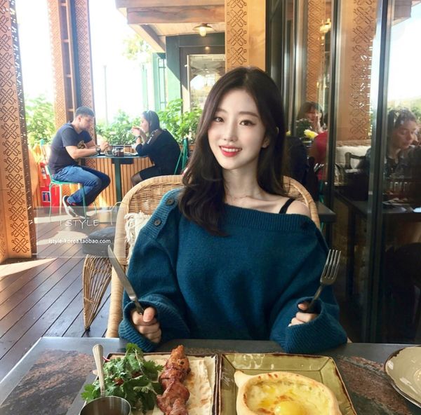 thick winter slash neck sweater women pullover girls loose autumn female elegant knitted outerwear warm oversize 210423, White;black
thick winter slash neck sweater women pullover girls loose autumn female elegant knitted outerwear warm oversize 210423, White;black