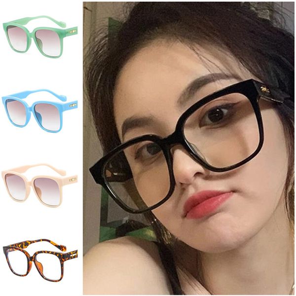 fashionable sunglasses rice nails sun glasses women eyeglasses anti-uv spectacles oversize frame ornamental adumbral a++, White;black
fashionable sunglasses rice nails sun glasses women eyeglasses anti-uv spectacles oversize frame ornamental adumbral a++, White;black